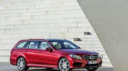 Mercedes E 250 kombi Facelifting - widok z przodu