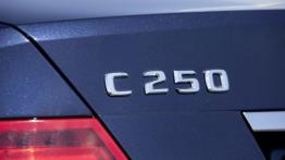 Mercedes C 250 CDI W204 sedan Facelifting - emblemat