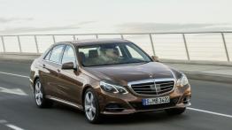 Mercedes E 300 BlueTEC HYBRID Facelifting - widok z przodu