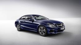 Mercedes E 500 Coupe Facelifting - prawy bok