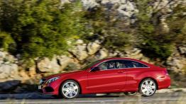 Mercedes E 500 Coupe Facelifting - lewy bok