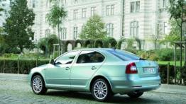 Skoda Octavia II Hatchback Facelifting - lewy bok