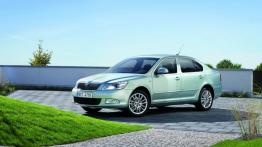 Skoda Octavia II Hatchback Facelifting - lewy bok