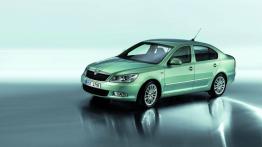 Skoda Octavia II Hatchback Facelifting - lewy bok