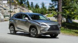 Lexus NX 200t (2015) - wersja amerykańska - widok z przodu