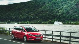 Opel Zafira Tourer FL - w samo sedno