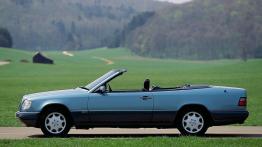 Mercedes Klasa E 1991 Cabrio - lewy bok