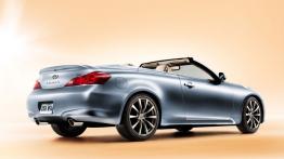 Infiniti G37 Cabrio - widok z tyłu