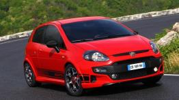 Abarth Punto Evo - widok z przodu