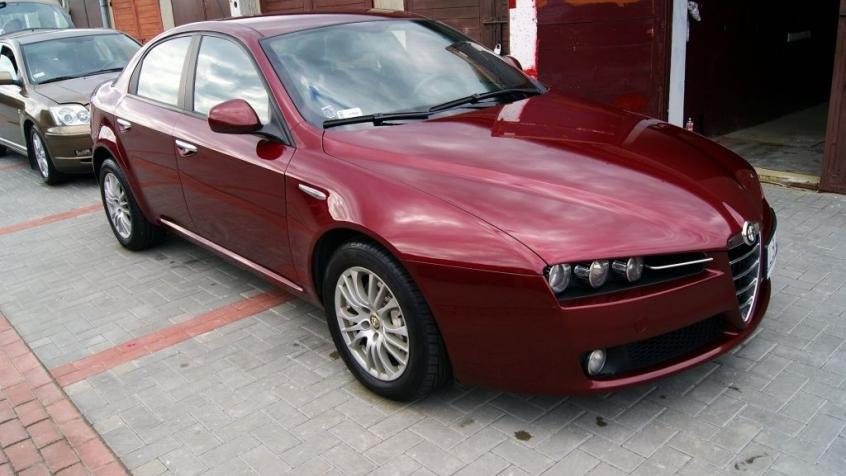 Alfa Romeo 159 - modele, dane, silniki, testy •