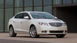 Buick LaCrosse - widok z przodu