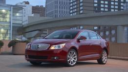 Buick LaCrosse - widok z przodu