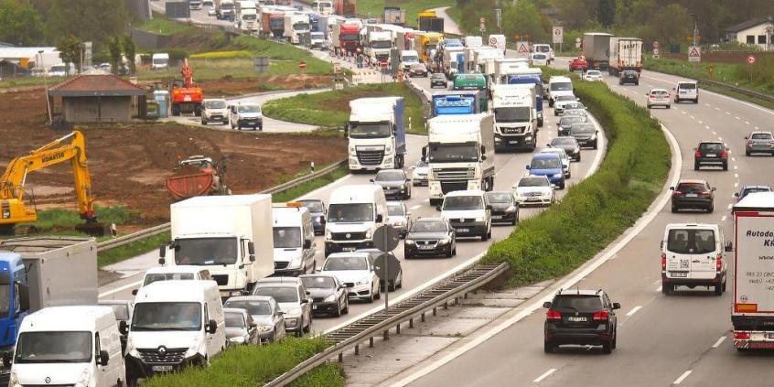 Ceny polis OC wciąż spadają! Nie wszystkim jednak w takim samym stopniu