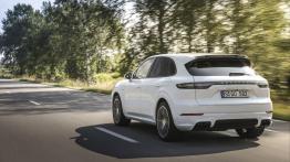 Porsche Cayenne Turbo S E-Hybrid / Coupe - widok z ty?u