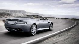 Aston Martin Virage -Zakręcone coupe