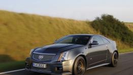 Cadillac CTS-V Coupe - widok z przodu