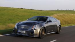 Cadillac CTS-V Coupe - widok z przodu