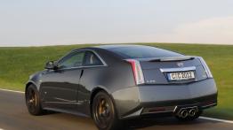 Cadillac CTS-V Coupe - widok z tyłu