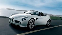 Alfa Romeo 8C Spider - lewy bok