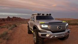 Mercedes Ener-G-Force Concept - widok z przodu