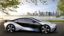 BMW i8 Concept - prawy bok