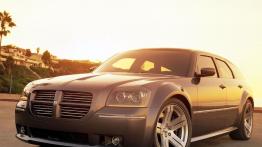 Dodge Magnum SRT-8 Concept - widok z przodu