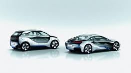 BMW i8 Concept - prawy bok