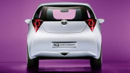 Toyota IQ Concept - widok z tyłu