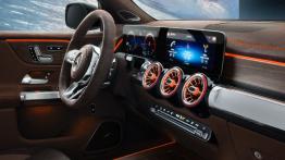 Mercedes GLB Concept - pe?ny panel przedni