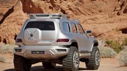 Mercedes Ener-G-Force Concept - widok z tyłu