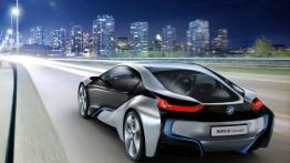 BMW i8 Concept - tył - reflektory włączone