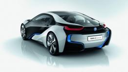 BMW i8 Concept - widok z tyłu