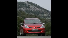 Renault Clio Sport Concept - widok z przodu