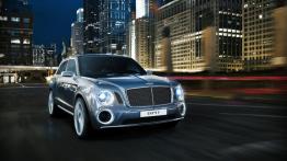 Bentley EXP 9 F Concept - widok z przodu