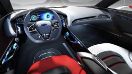 Ford Evos Concept - pełny panel przedni