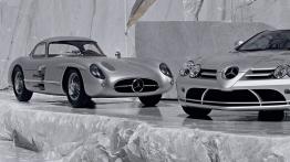 Mercedes 300 SLR - widok z przodu