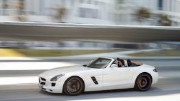 Mercedes SLS AMG Roadster - lewy bok