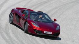 McLaren MP4-12C Spider - widok z przodu