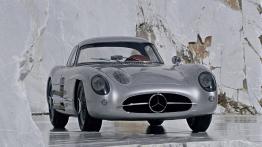 Mercedes 300 SLR - widok z przodu