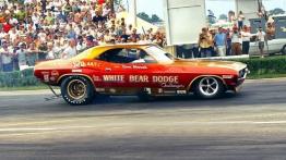 Dodge Challenger - prawy bok