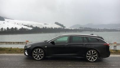 #Opel #Insignia #SportsTourer #gsi