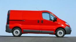 Opel Vivaro - prawy bok