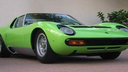 Lamborghini Miura - widok z przodu