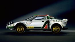 Lancia Stratos - lewy bok