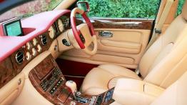 Bentley Arnage RL - widok ogólny wnętrza z przodu