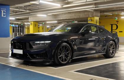 Ford Mustang - Dark Horse