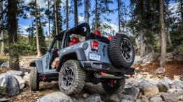 Jeep Wrangler Rubicon 10th Anniversary - widok z tyłu