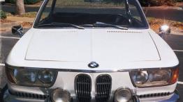 BMW 2000CS - widok z przodu