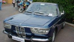 BMW 2000CS - widok z przodu