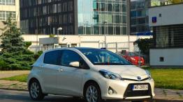 Toyota Yaris Hybrid - recepta na drogie paliwo